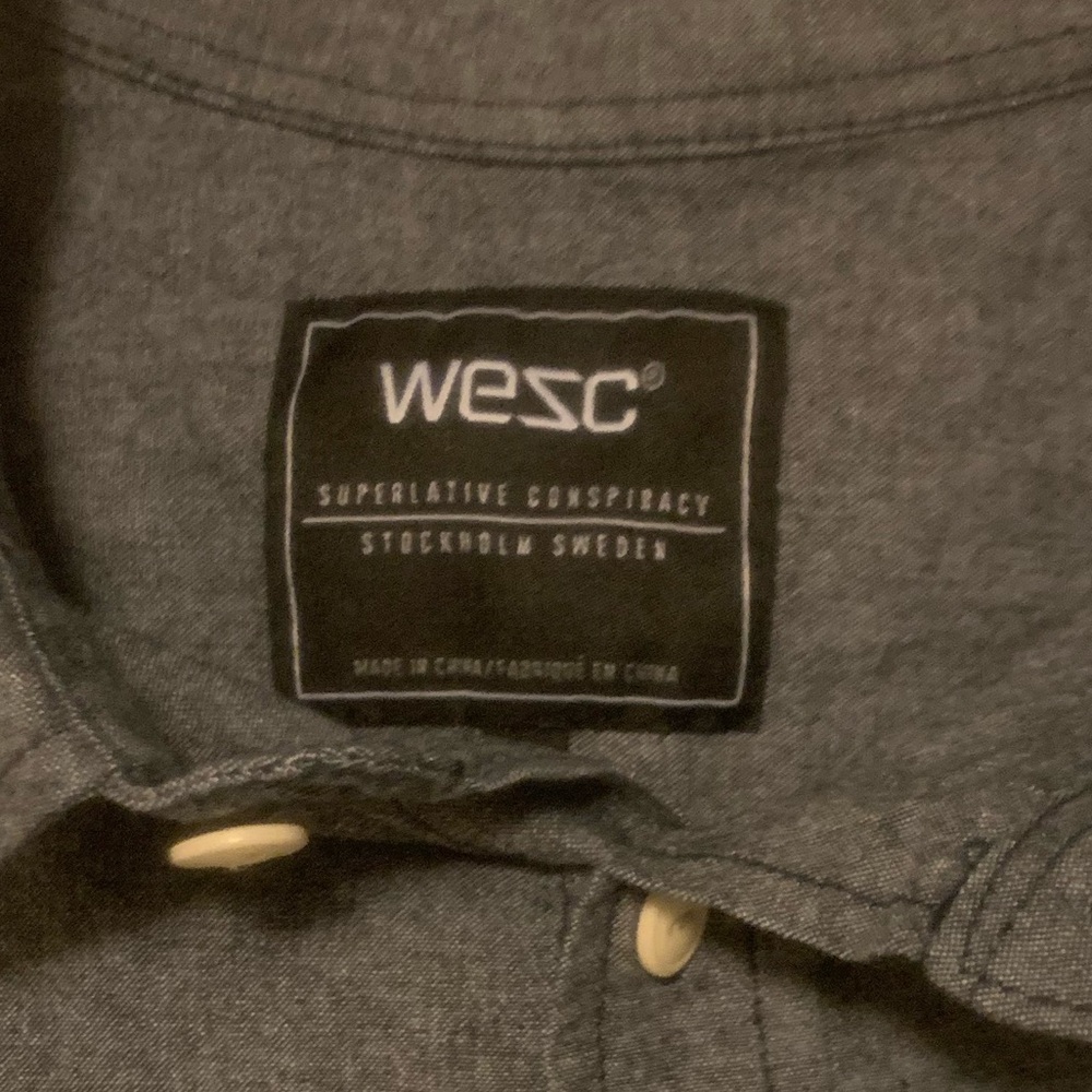 WESC long sleeve shirt - Picture 3 of 3